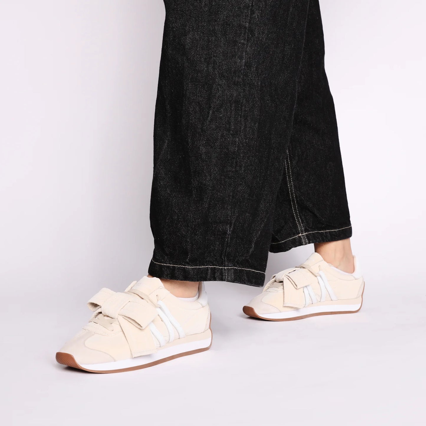SS 2607S074